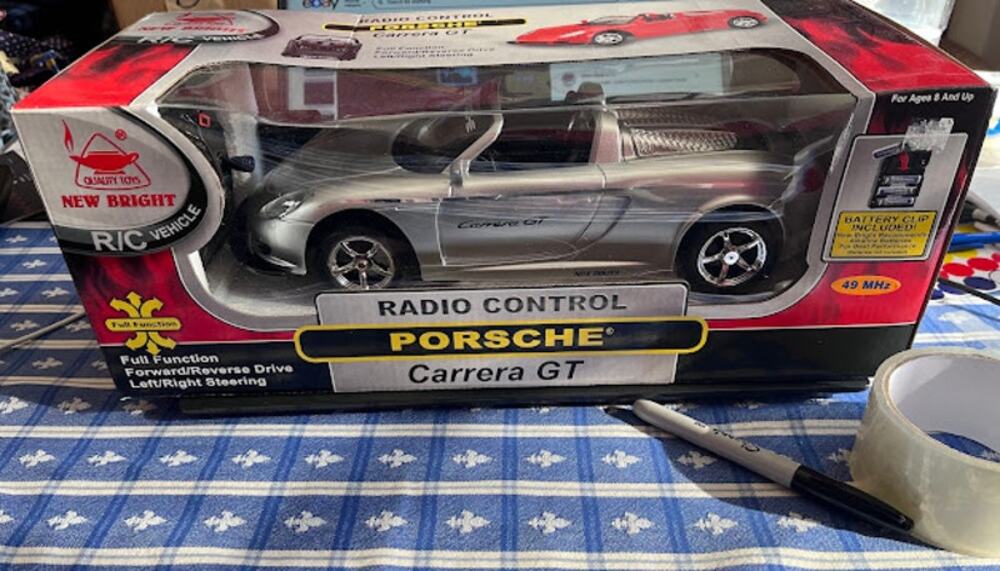 New Bright Porsche Carrera GT RC Radio Control Car & Controller VTG 2005 NIB